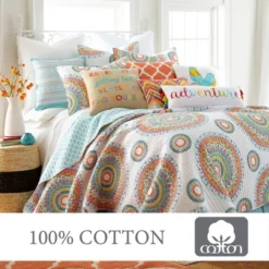 Mayla Medallion Quilt And Pillow Sham Set - Levtex Home -Home Comprehensive Store GUEST 6e54a96b d6af 4b3d 8915 a891c6cb91bd