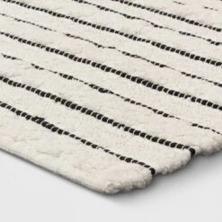 Home Comprehensive Store 32 Striped Bath Rug White/Black - Opalhouse™